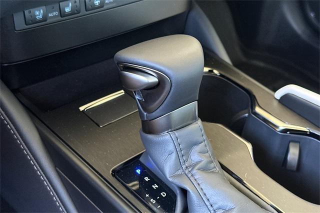 new 2025 Lexus ES 300h car, priced at $50,944