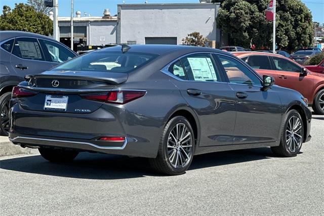 new 2025 Lexus ES 300h car, priced at $50,944