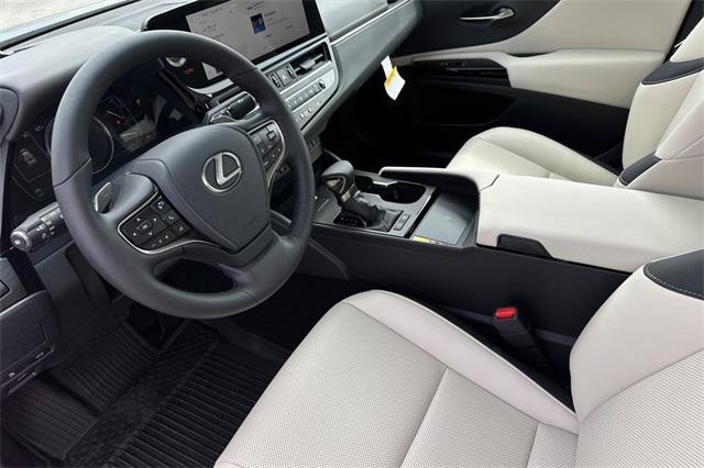 new 2025 Lexus ES 300h car, priced at $50,944