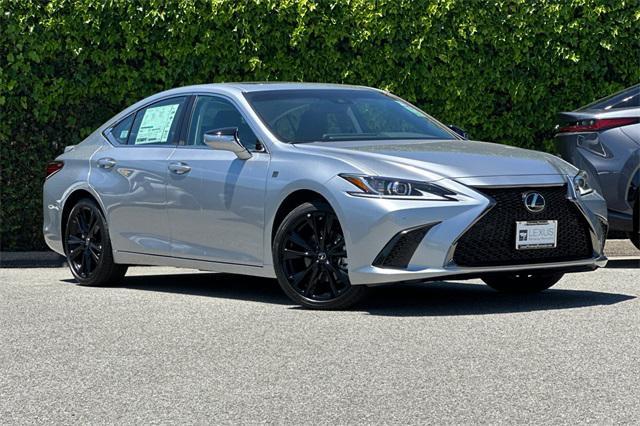 new 2025 Lexus ES 300h car, priced at $51,809