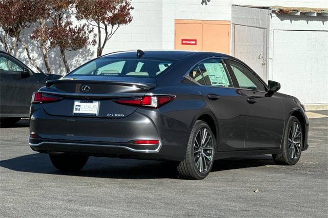 new 2025 Lexus ES 300h car, priced at $51,074