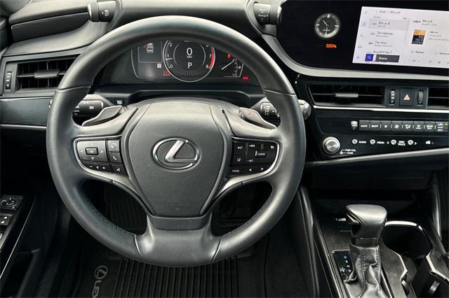 used 2025 Lexus ES 350 car, priced at $41,878