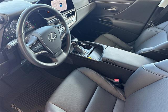 used 2025 Lexus ES 300h car, priced at $43,577