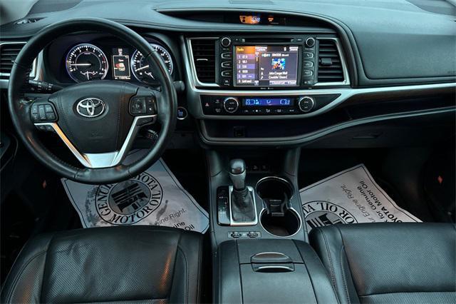 used 2015 Toyota Highlander car, priced at $18,989