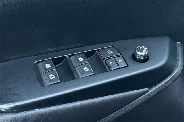 used 2015 Toyota Highlander car, priced at $18,989