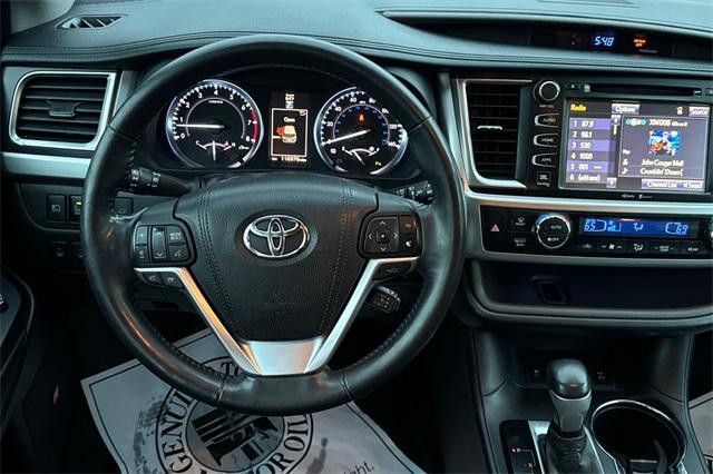 used 2015 Toyota Highlander car, priced at $18,989