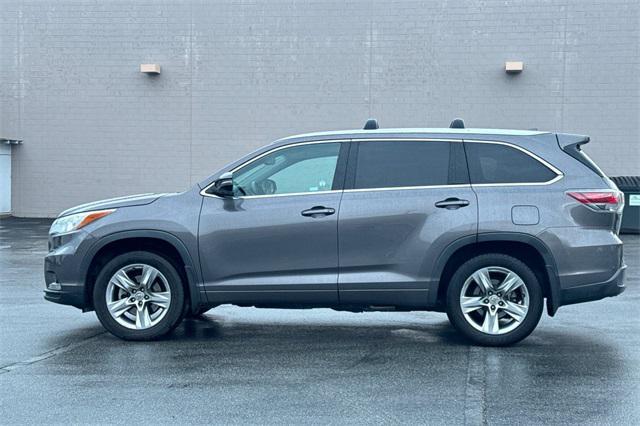 used 2015 Toyota Highlander car, priced at $18,989