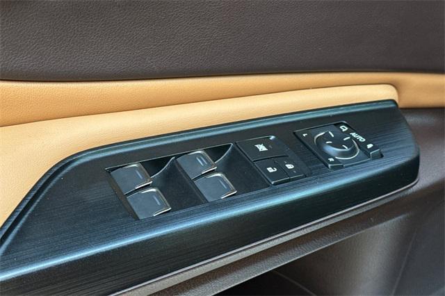 used 2021 Lexus ES 300h car, priced at $31,799