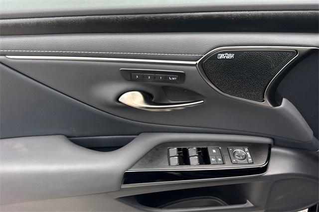new 2025 Lexus ES 350 car, priced at $54,759