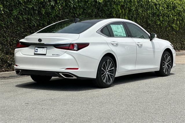new 2025 Lexus ES 350 car, priced at $49,930