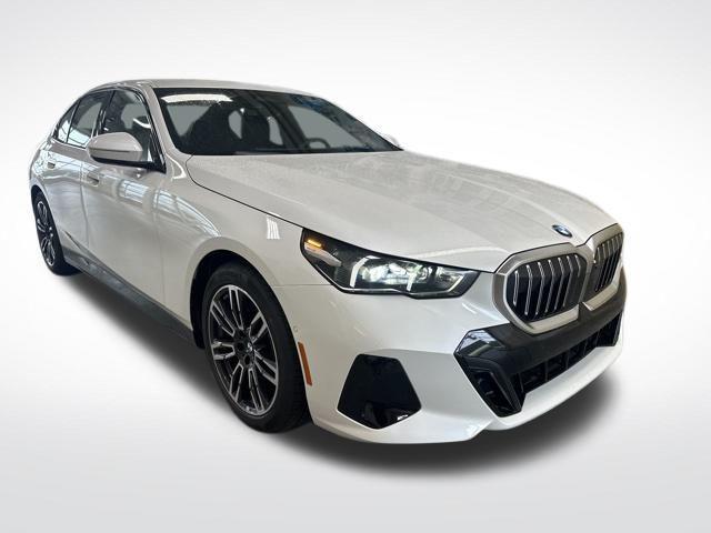 new 2024 BMW 530 car