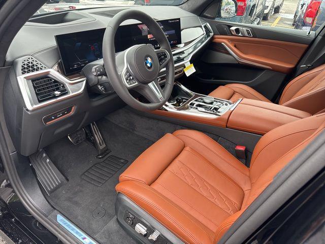 new 2026 BMW X7 car, priced at $102,035