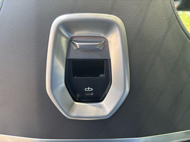 new 2025 BMW i7 car, priced at $127,725