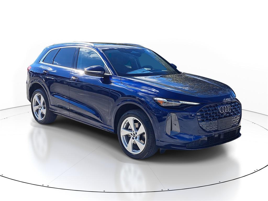 new 2025 Audi Q5 car, priced at $61,950