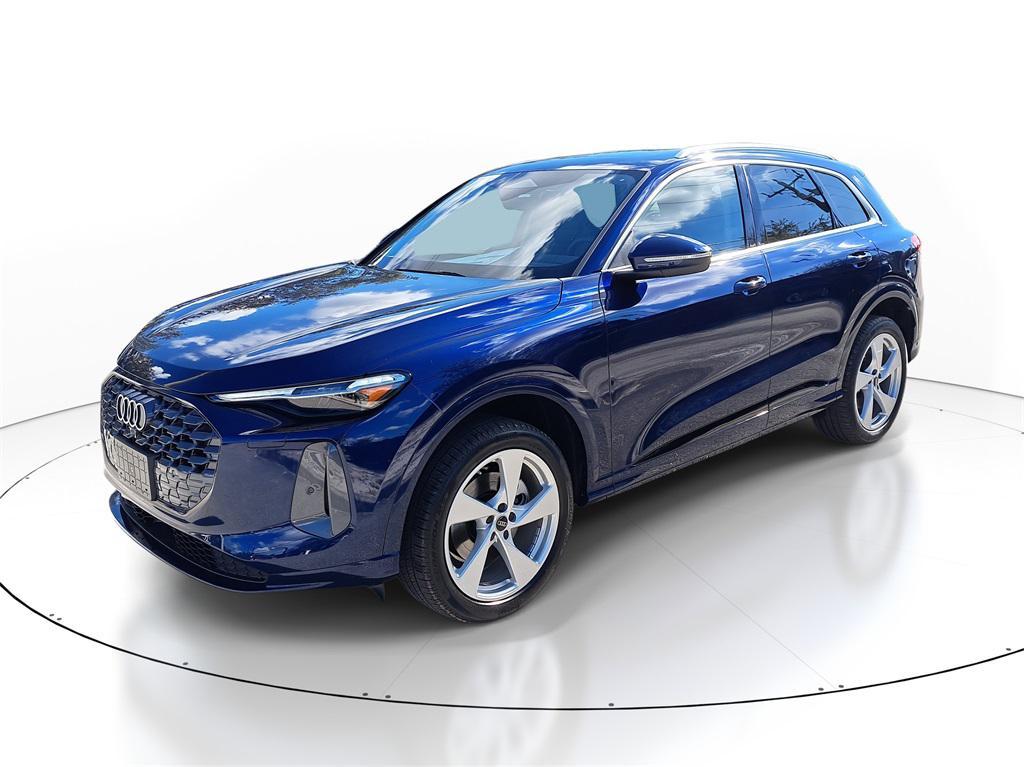 new 2025 Audi Q5 car, priced at $61,950