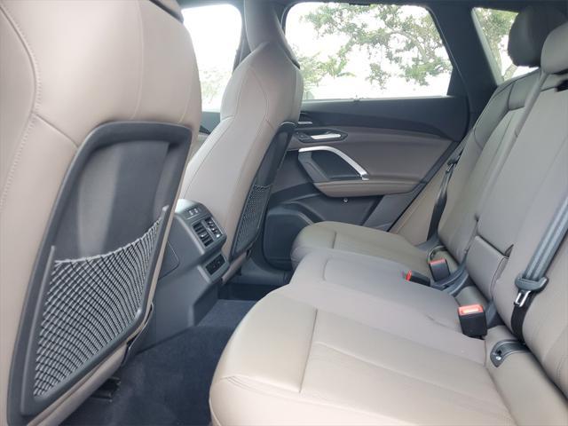 new 2025 Audi Q5 car, priced at $60,975