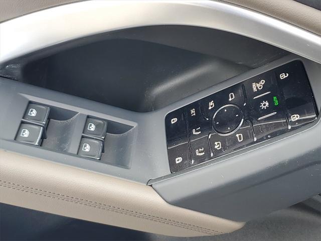 new 2025 Audi Q5 car, priced at $60,975