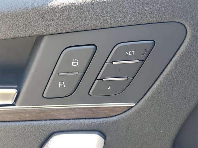 new 2025 Audi Q5 car, priced at $67,385