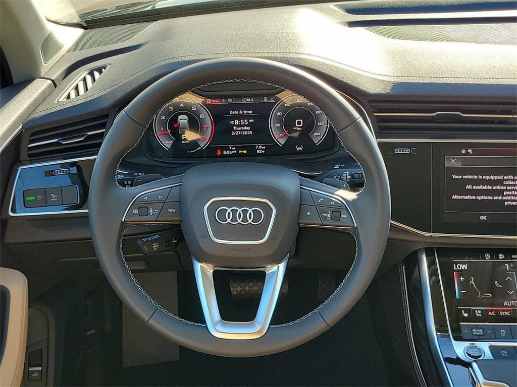 new 2025 Audi Q7 car, priced at $71,815