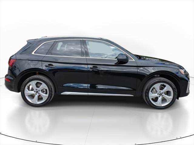 new 2025 Audi Q5 car, priced at $58,285