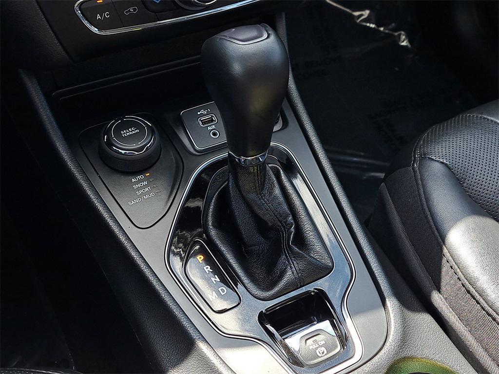 used 2020 Jeep Cherokee car, priced at $20,975