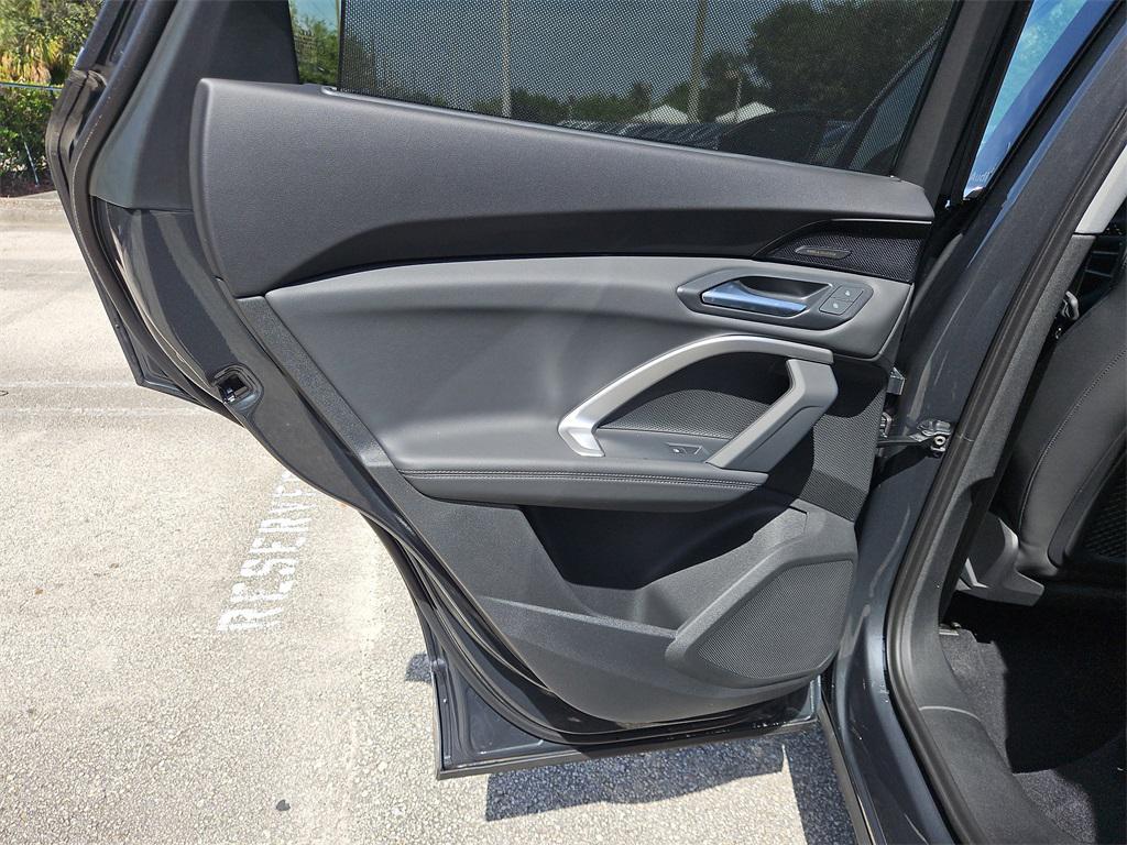 new 2025 Audi Q5 car, priced at $61,950