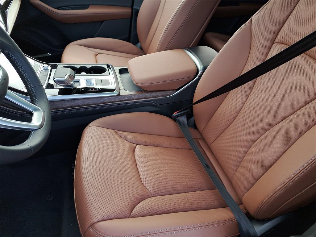 new 2026 Audi Q7 car, priced at $71,990