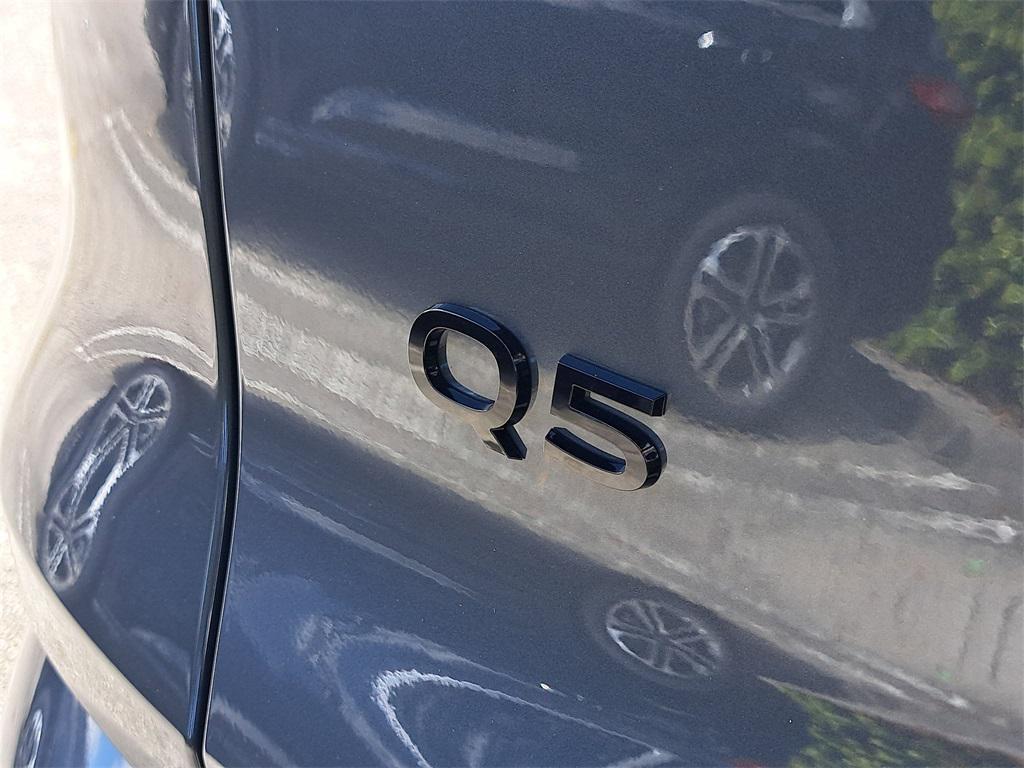 new 2025 Audi Q5 car, priced at $60,950