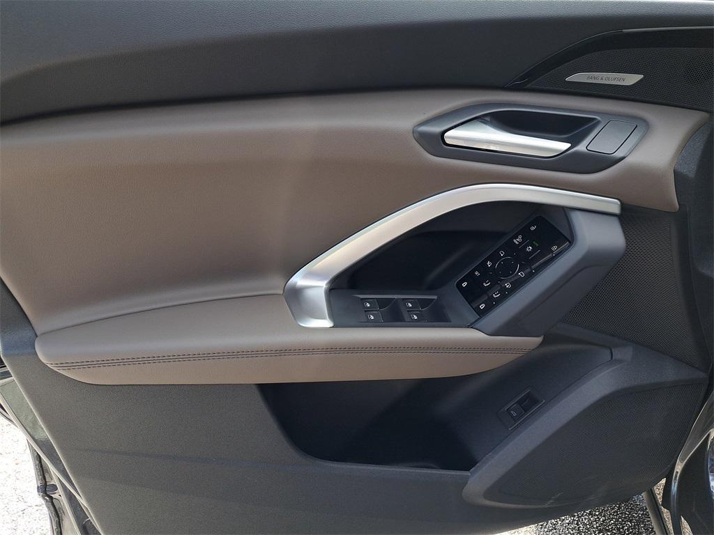 new 2025 Audi Q5 car, priced at $60,950