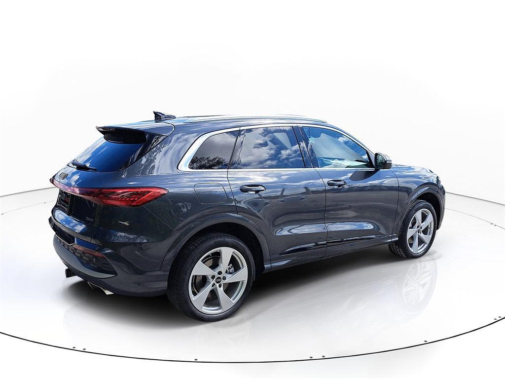 new 2025 Audi Q5 car, priced at $60,950