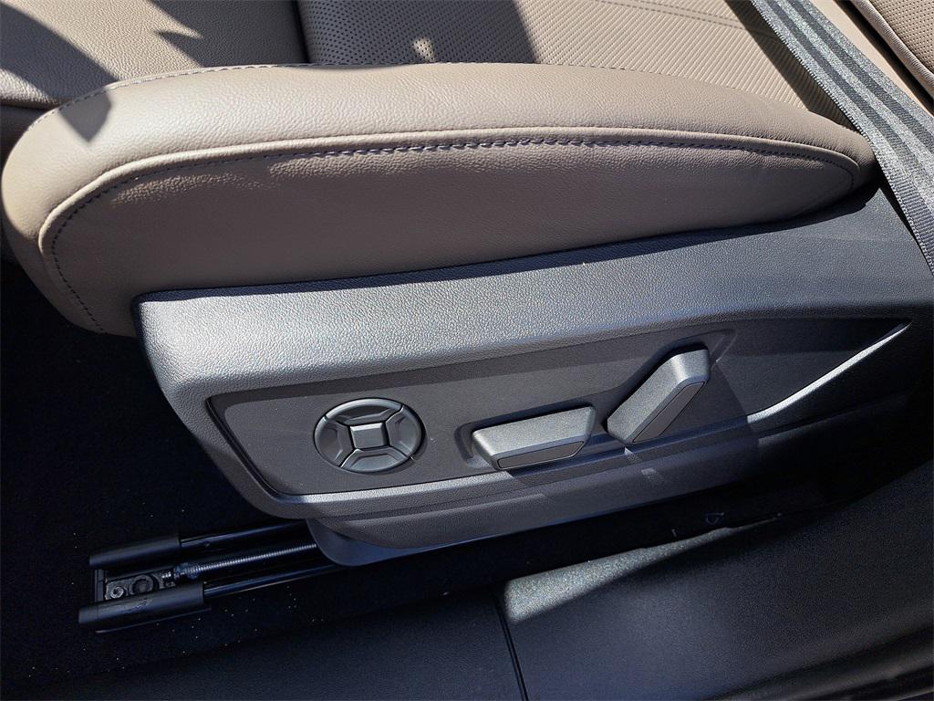 new 2025 Audi Q5 car, priced at $60,950