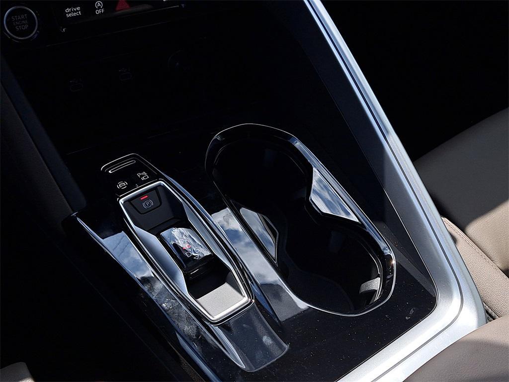 new 2025 Audi Q5 car, priced at $60,950