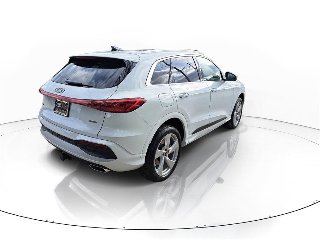 new 2025 Audi Q5 car, priced at $60,950