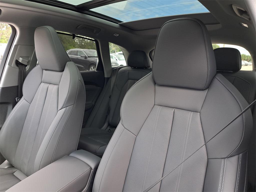 new 2025 Audi Q5 car, priced at $60,950