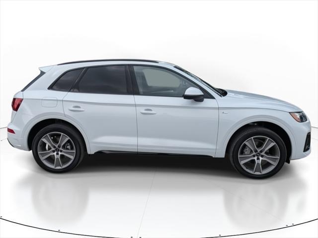 new 2025 Audi Q5 car, priced at $52,500