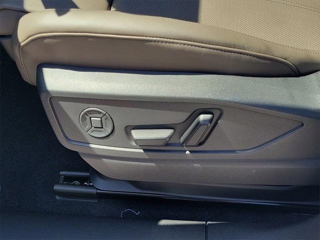 new 2025 Audi Q5 car, priced at $60,975