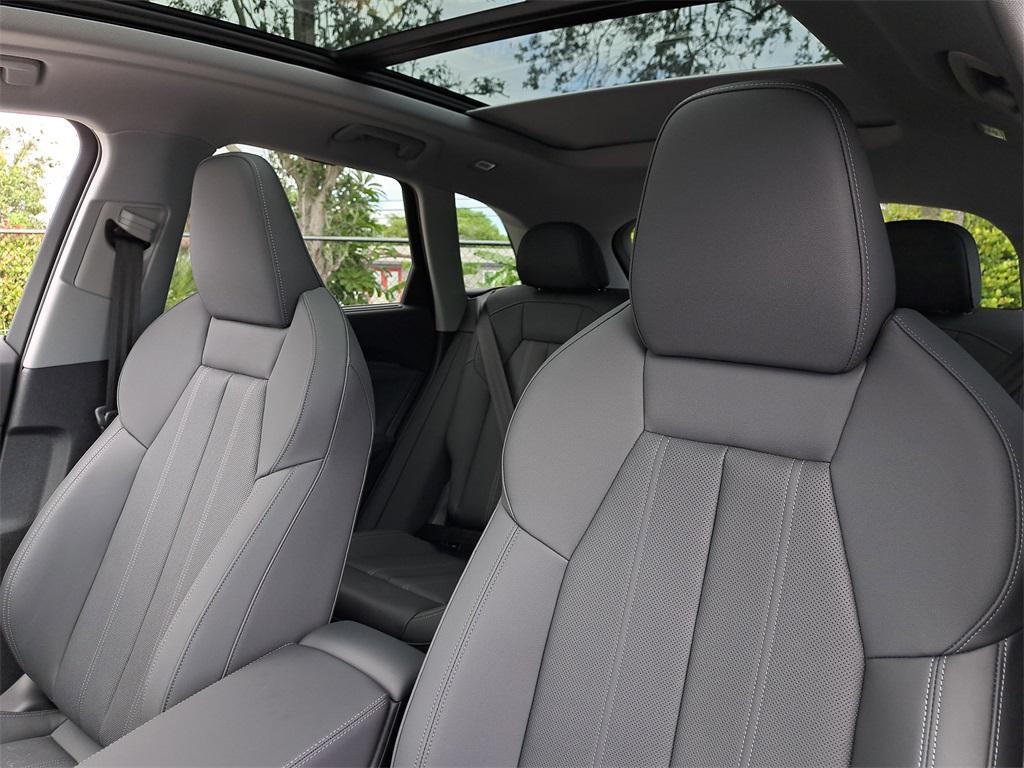 new 2025 Audi Q5 car, priced at $60,950