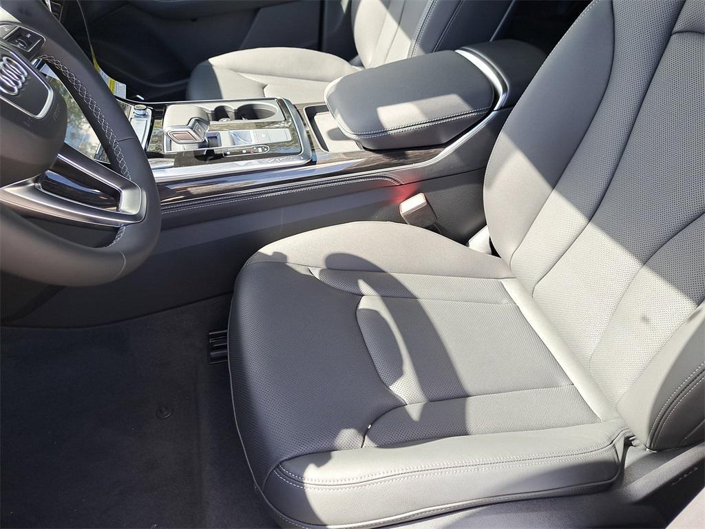 new 2026 Audi Q7 car, priced at $78,295