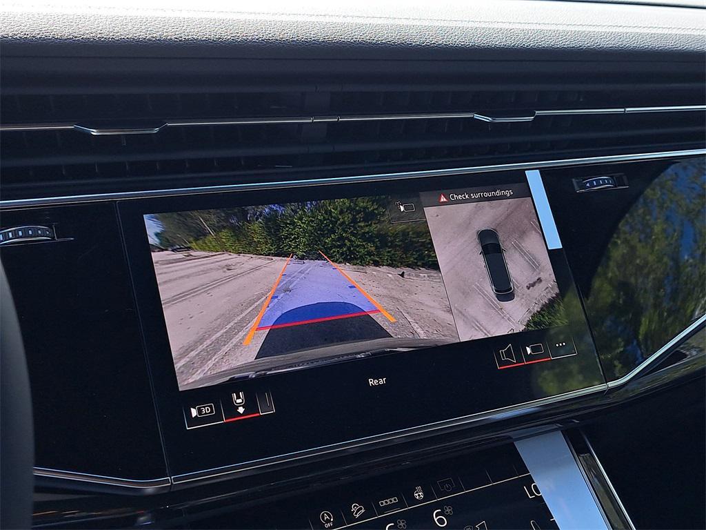 new 2026 Audi Q7 car, priced at $78,295