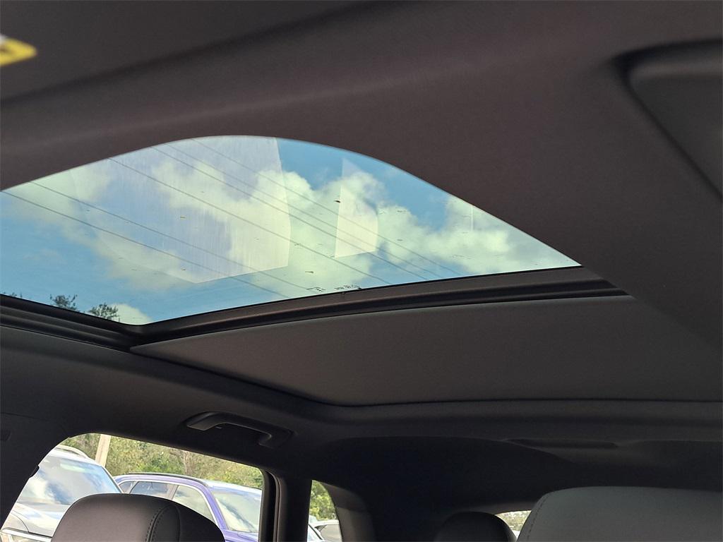 new 2025 Audi Q3 car, priced at $40,965