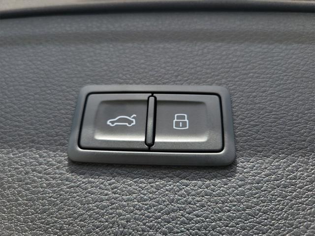 used 2024 Audi Q5 car, priced at $43,975