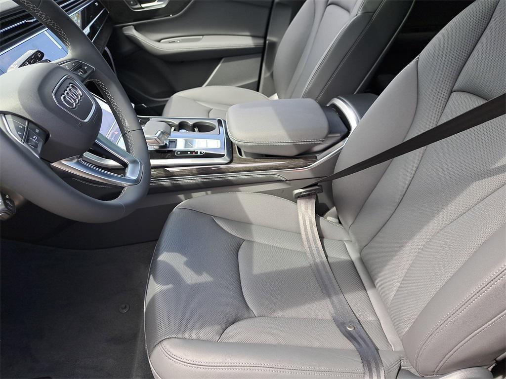 new 2026 Audi Q7 car, priced at $77,195