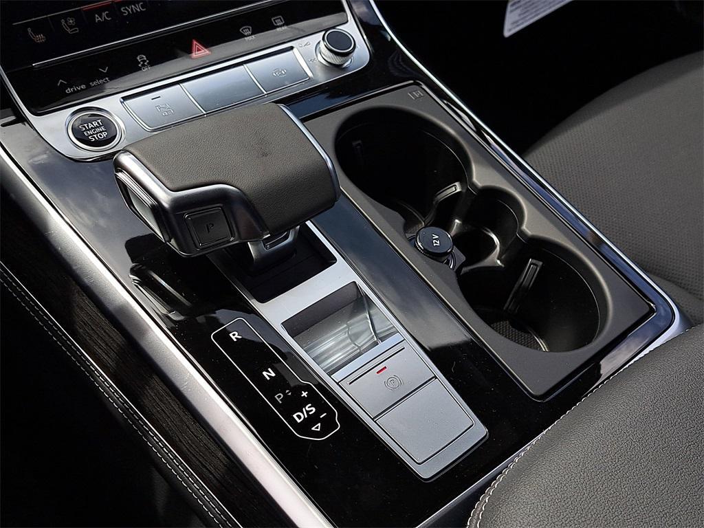 new 2026 Audi Q7 car, priced at $77,195