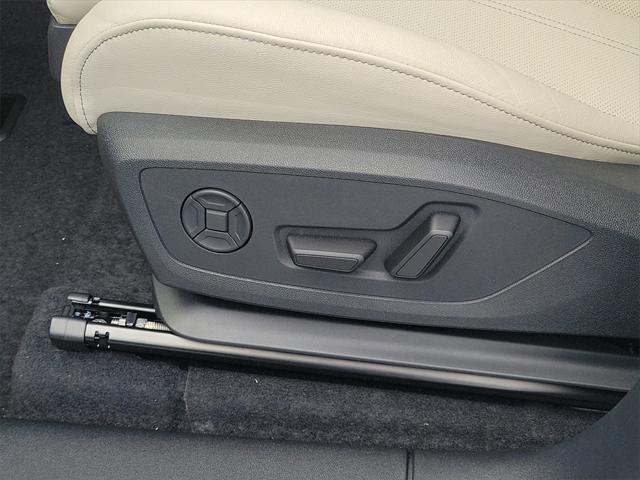 new 2025 Audi Q6 e-tron car, priced at $76,260