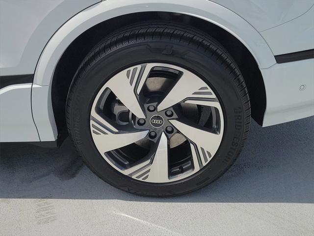 new 2025 Audi Q6 e-tron car, priced at $76,260