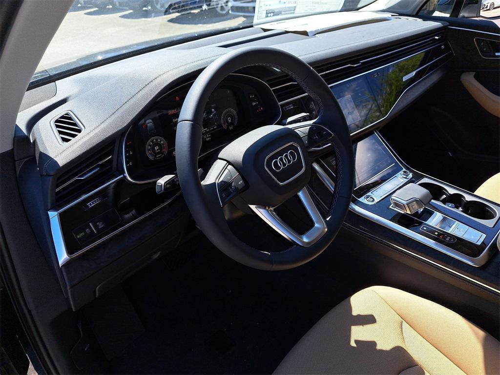 new 2025 Audi Q7 car, priced at $73,080