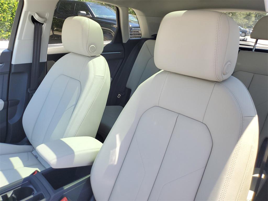 new 2025 Audi Q3 car, priced at $47,675