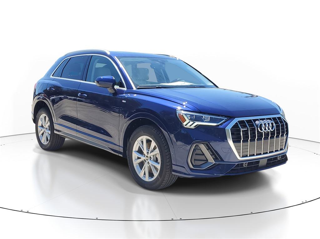 new 2025 Audi Q3 car, priced at $46,675