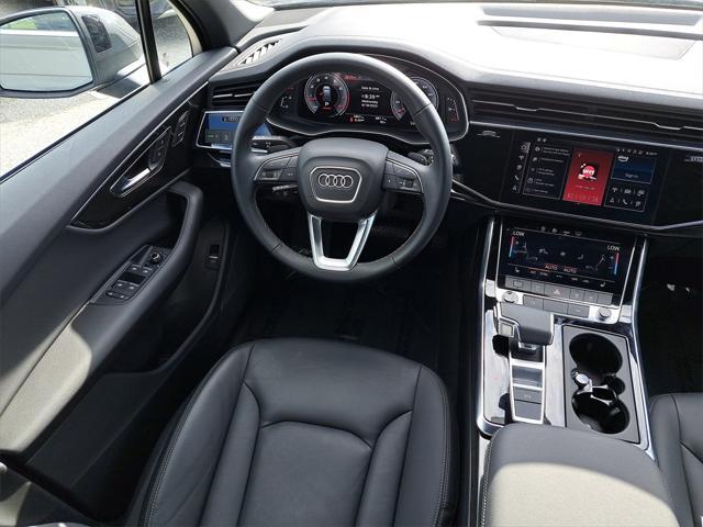 used 2025 Audi Q7 car, priced at $58,975