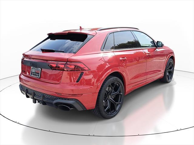 new 2025 Audi RS Q8 car, priced at $154,235